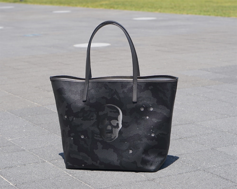 【新品未使用】GENTIL BANDIT トートバッグ MM ブラック GENTIL BANDIT/ジャンティバンティ トートバッグ MM ブラックカモ